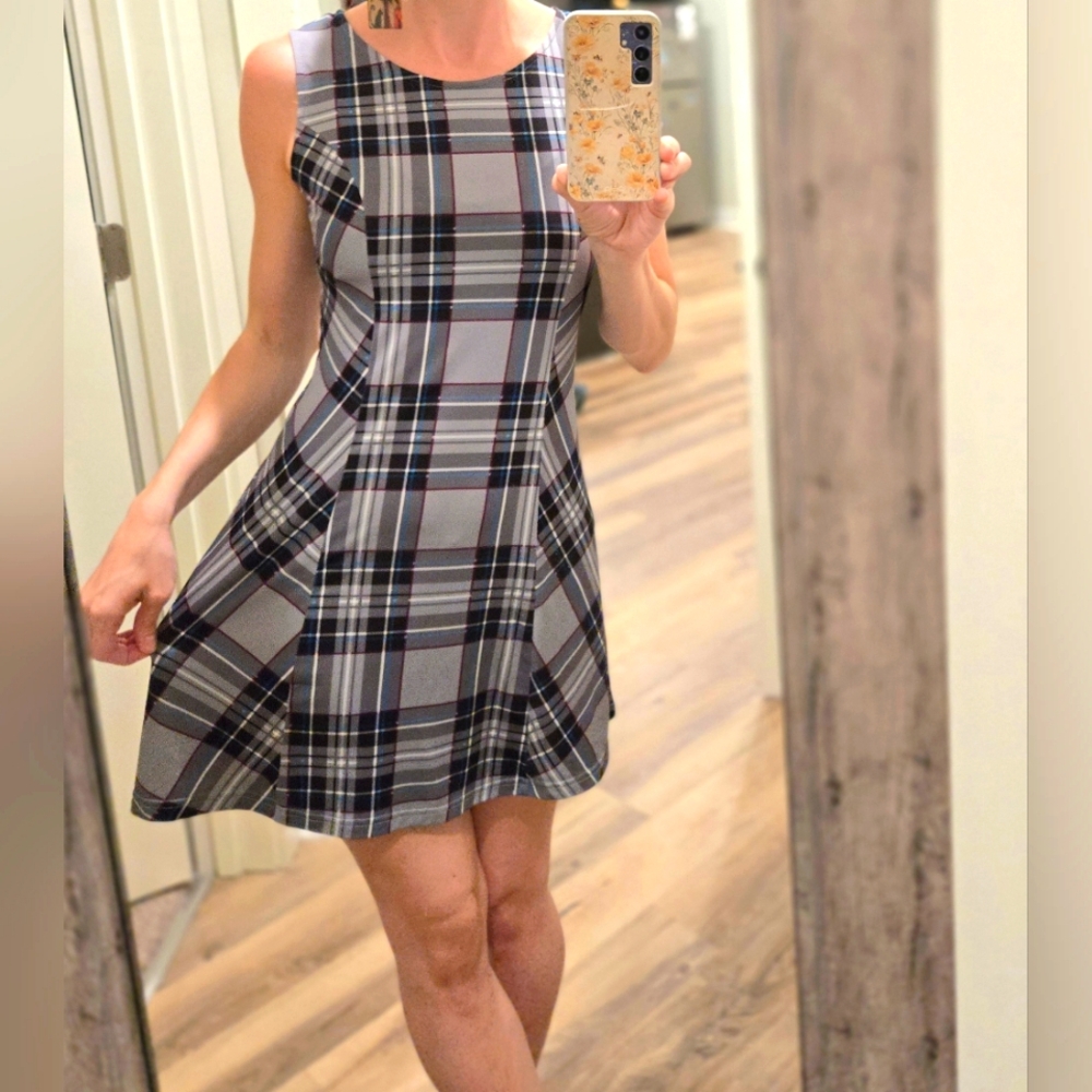 Super Cute Office Dress - Size Small /4